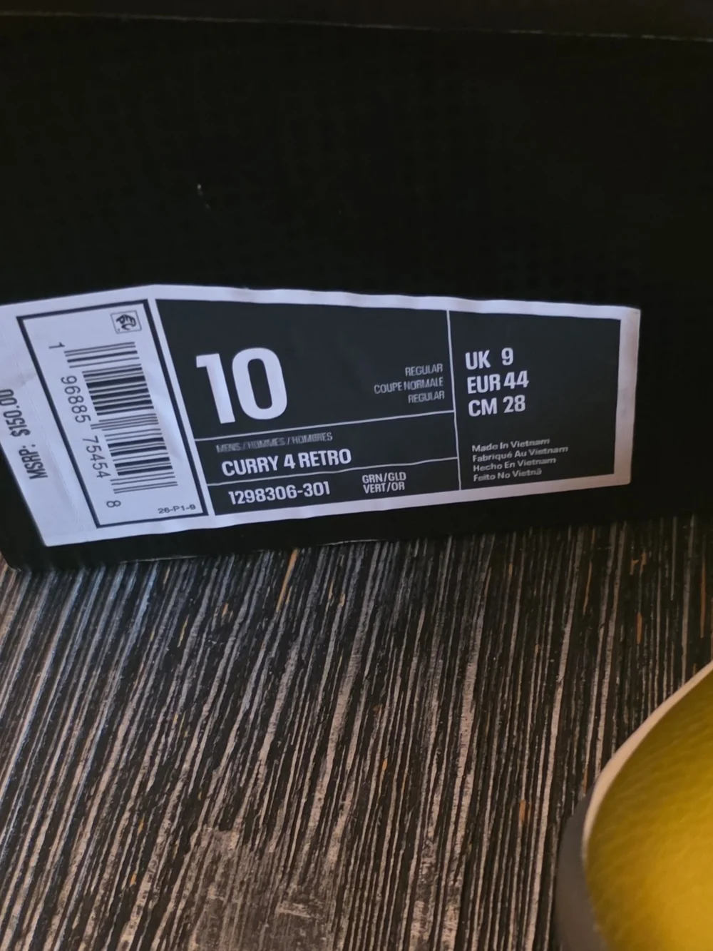 Under Armour Curry 4 Retro Shoes - Yellow & Black